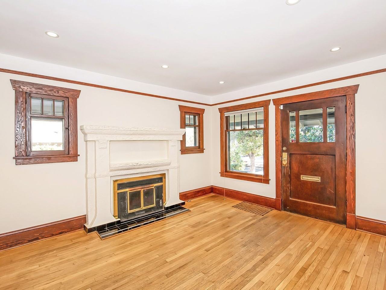 6365 Ne Garfield Ave - Photo 3 of 28