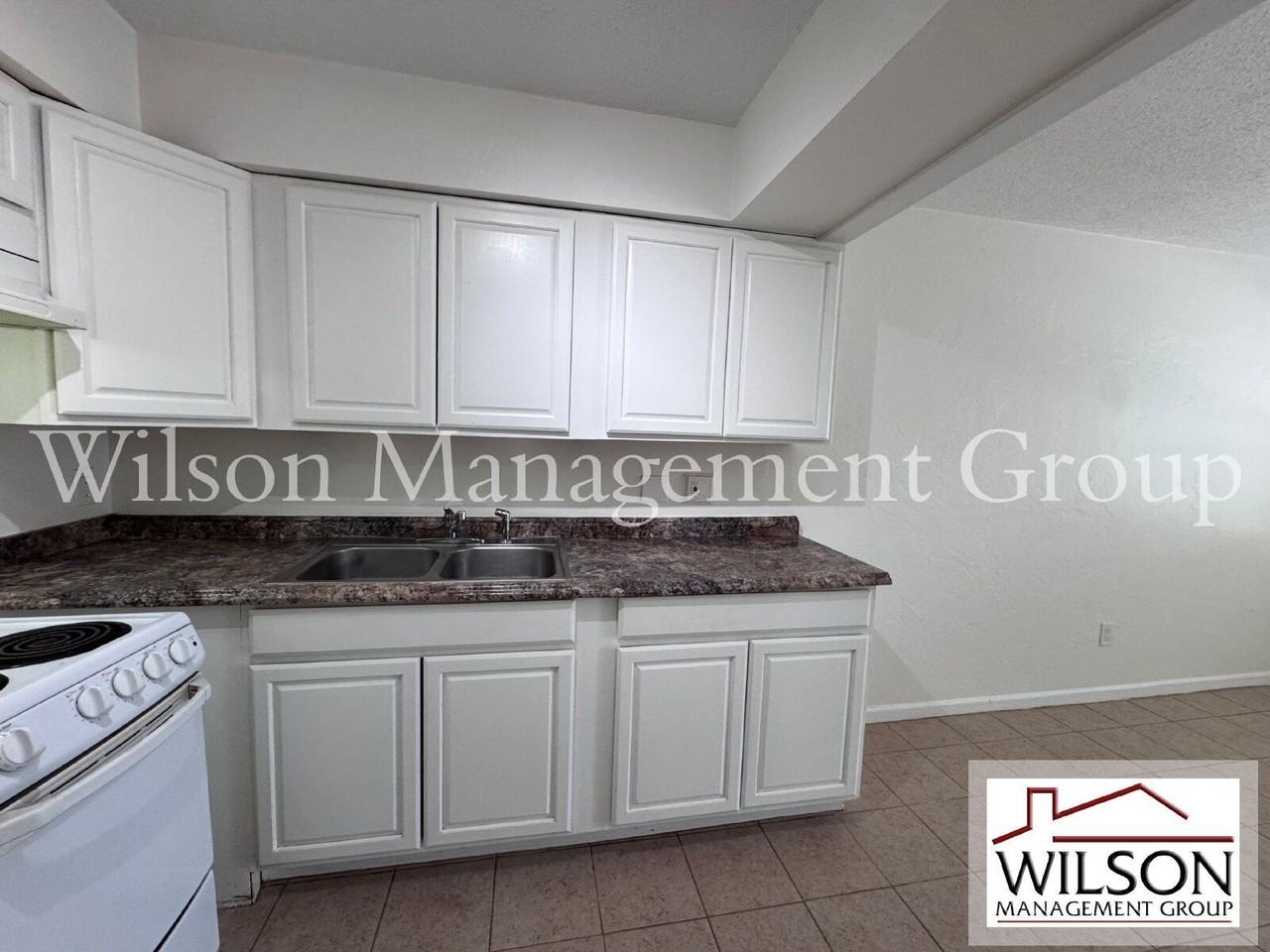 1111 Washington Ave #3 - Photo 3 of 22