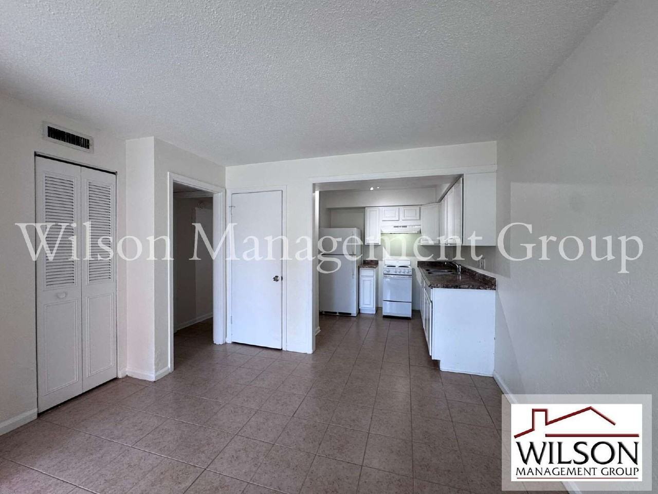 1111 Washington Ave #3 - Photo 4 of 22