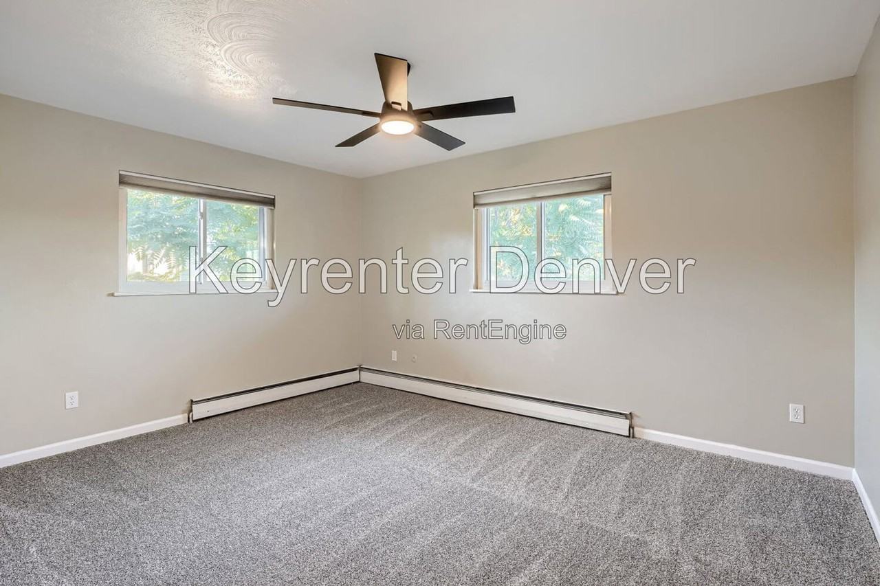 934 S Utica St #1 - Photo 4 of 11