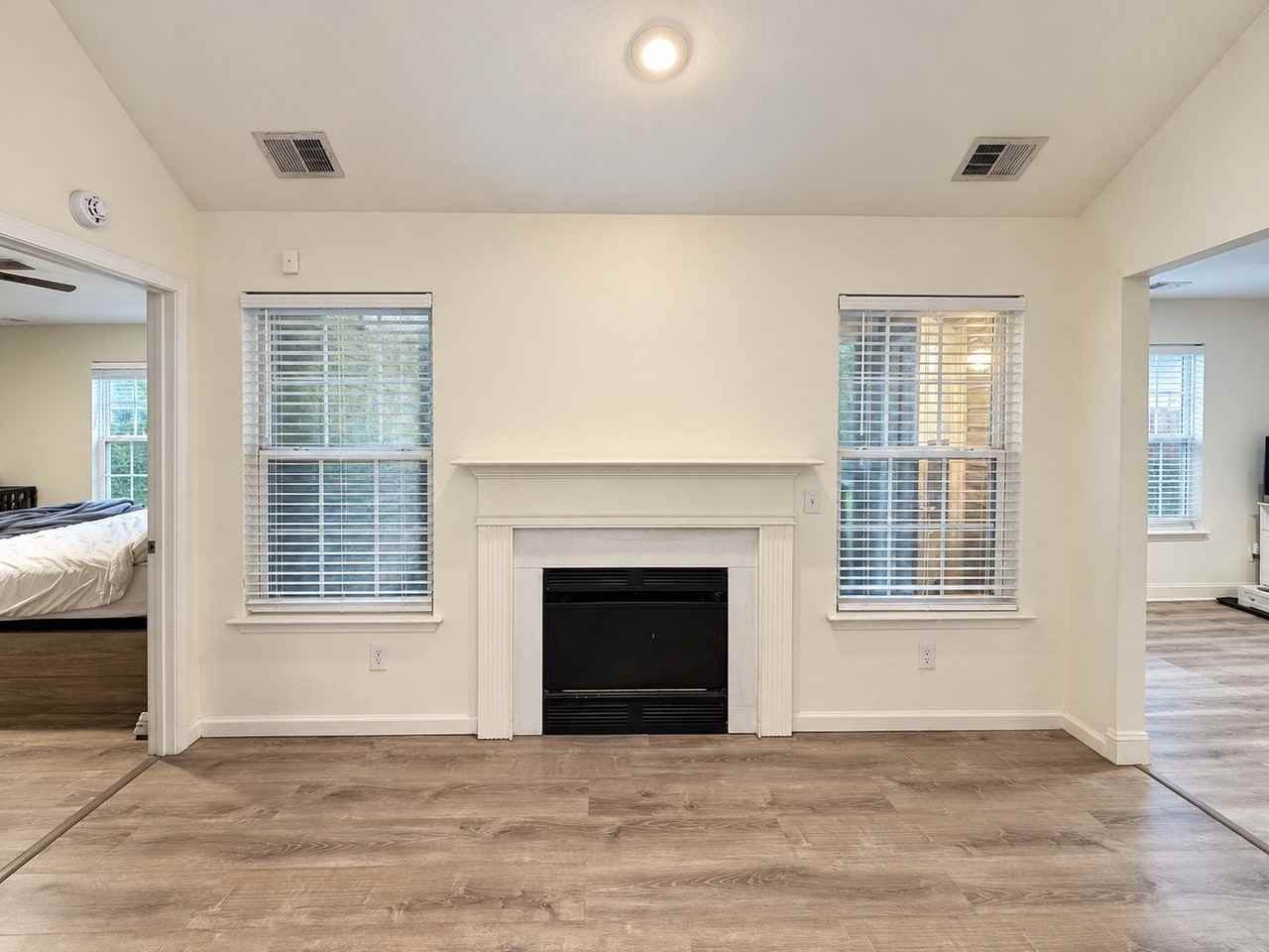 307 Springdale Ct - Photo 2 of 23