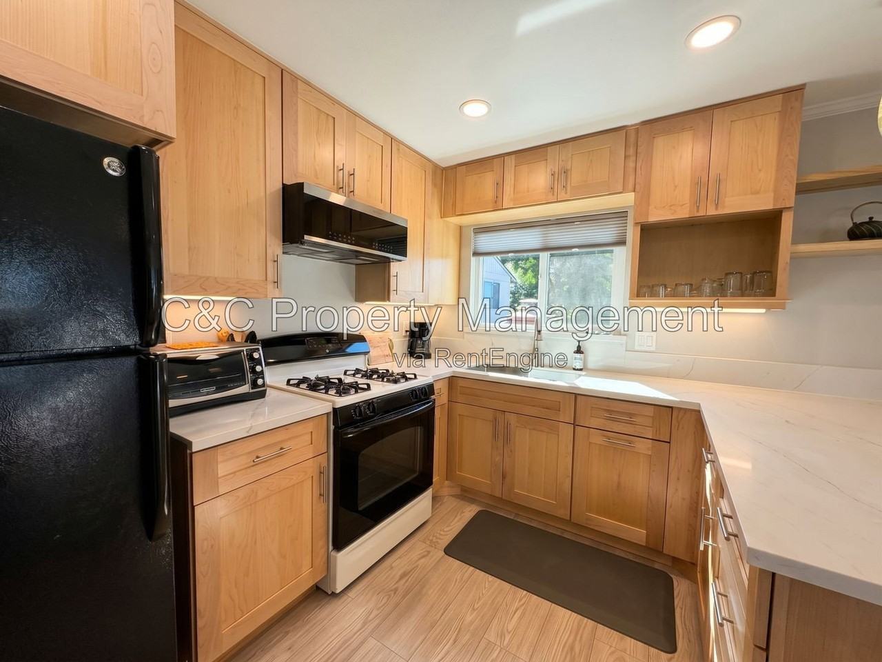 721 1/2 Bonair Way - Photo 3 of 16