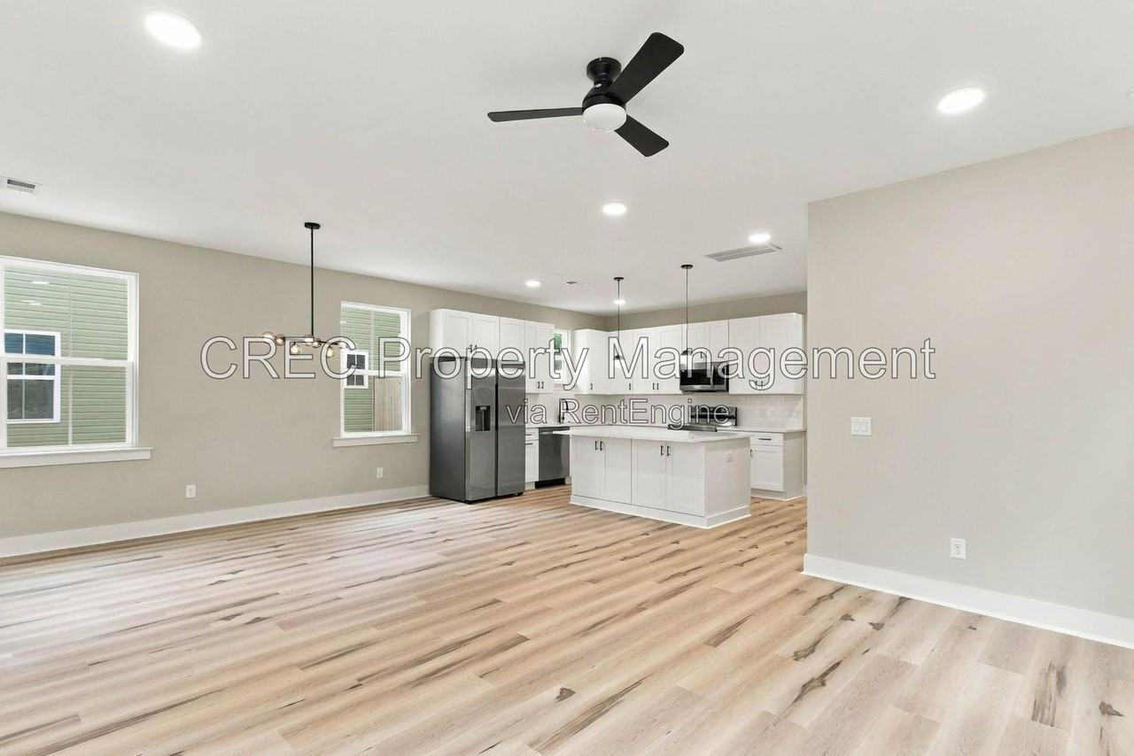149 Limehouse Dr - Photo 4 of 20