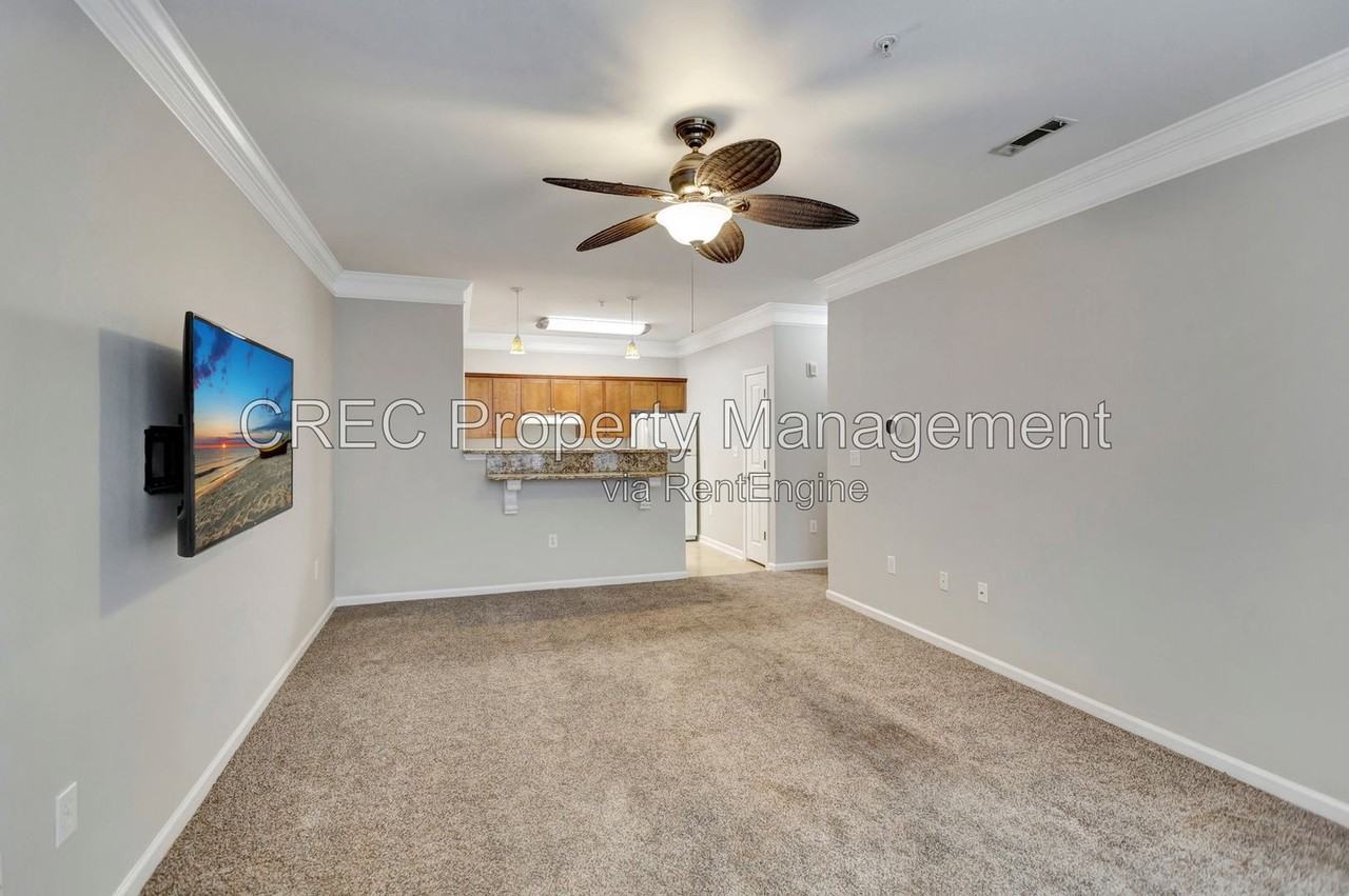 200 Bucksley Ln #204 - Photo 4 of 16