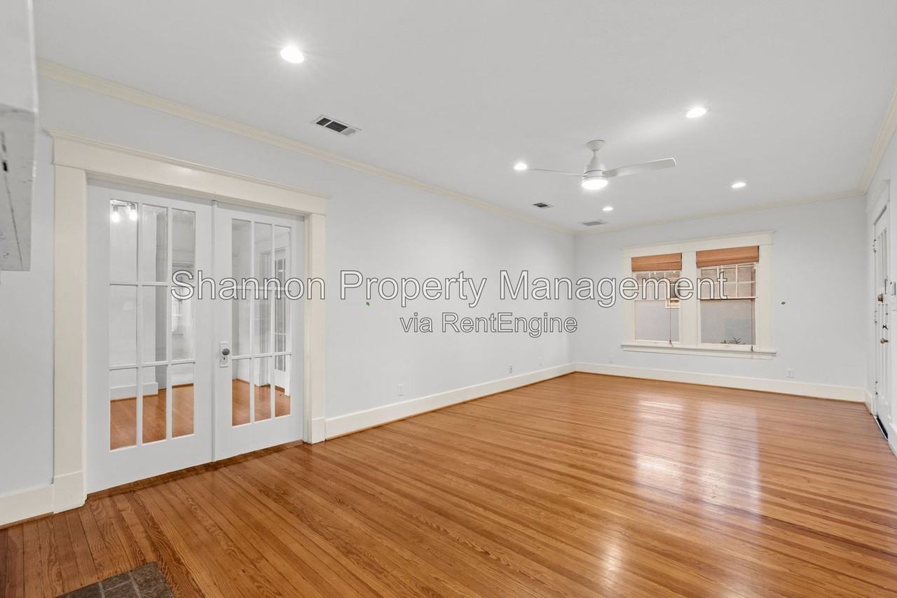 1412 Kipling St - Photo 4 of 23
