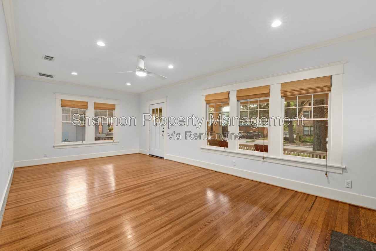 1412 Kipling St - Photo 5 of 23