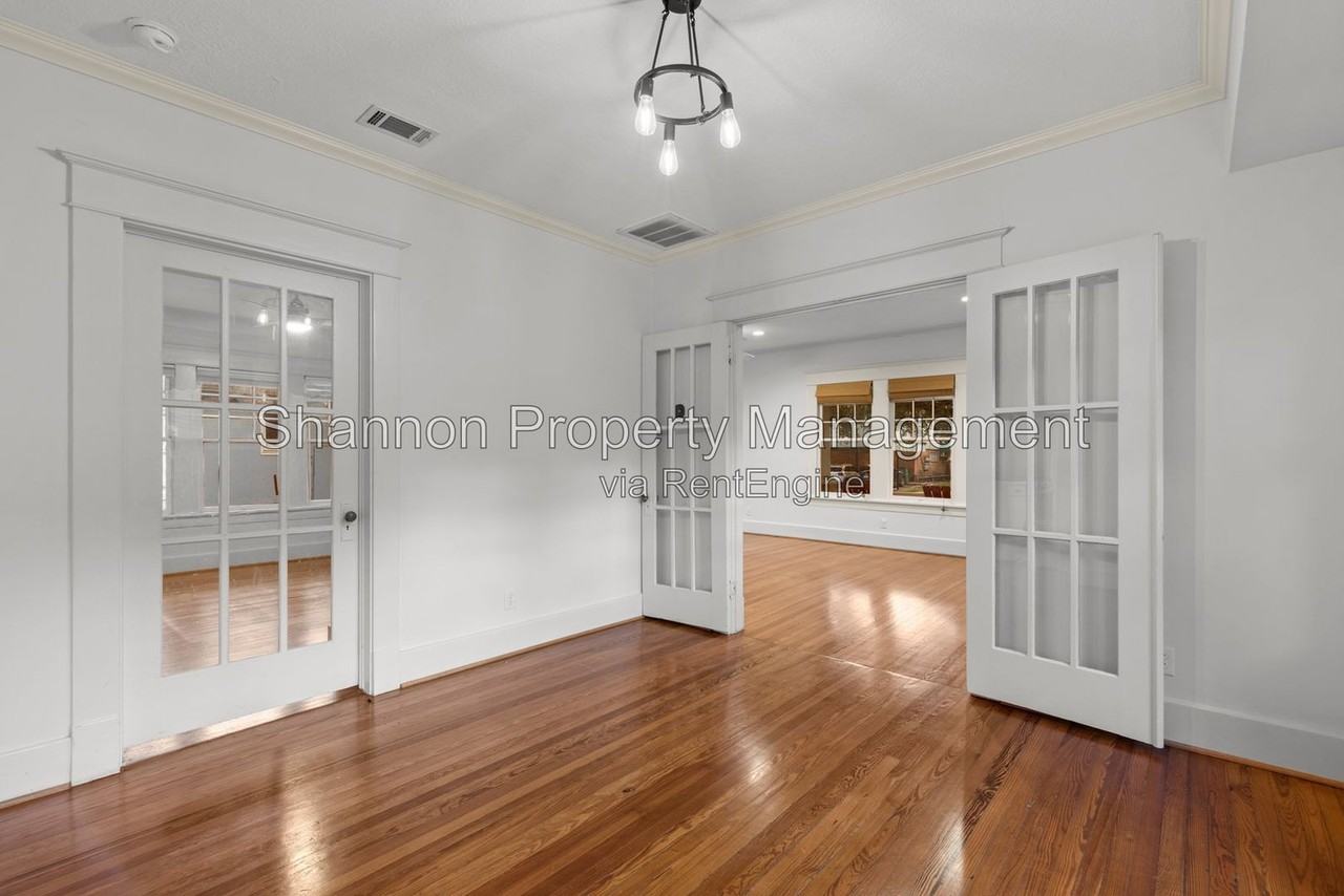 1412 Kipling St - Photo 6 of 23