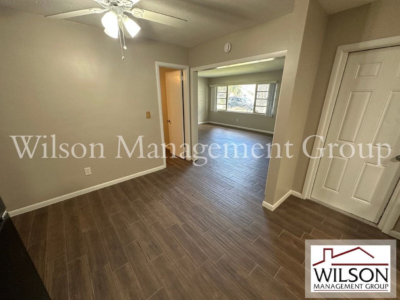 3520 Curtis Dr - Photo 6 of 31