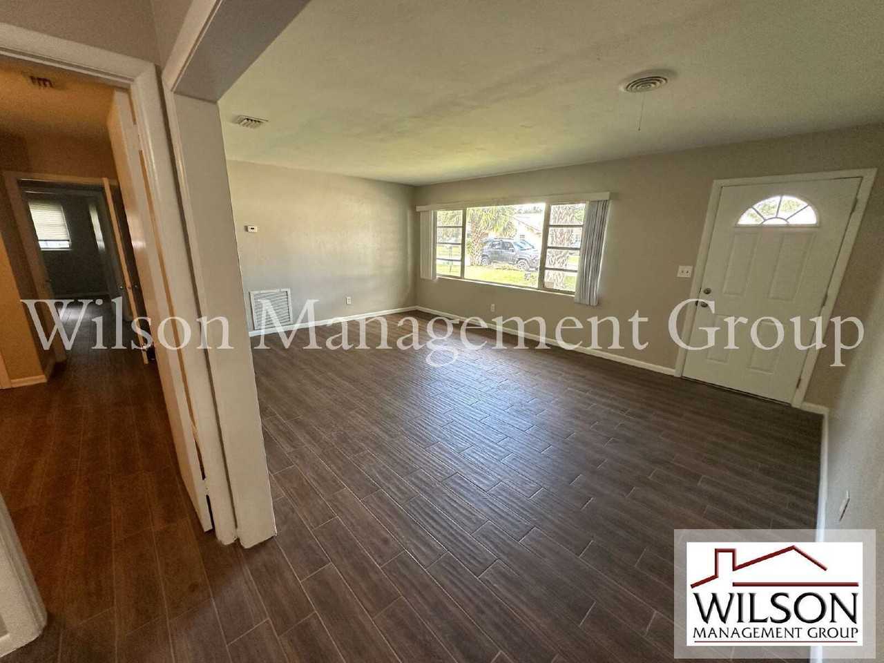3520 Curtis Dr - Photo 7 of 31