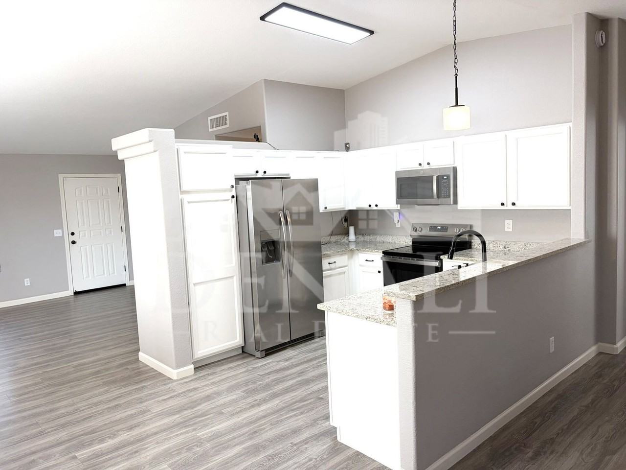 10038 E Moonstruck Way - Photo 7 of 30