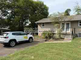 featured image of 3003 Crenshaw Rd