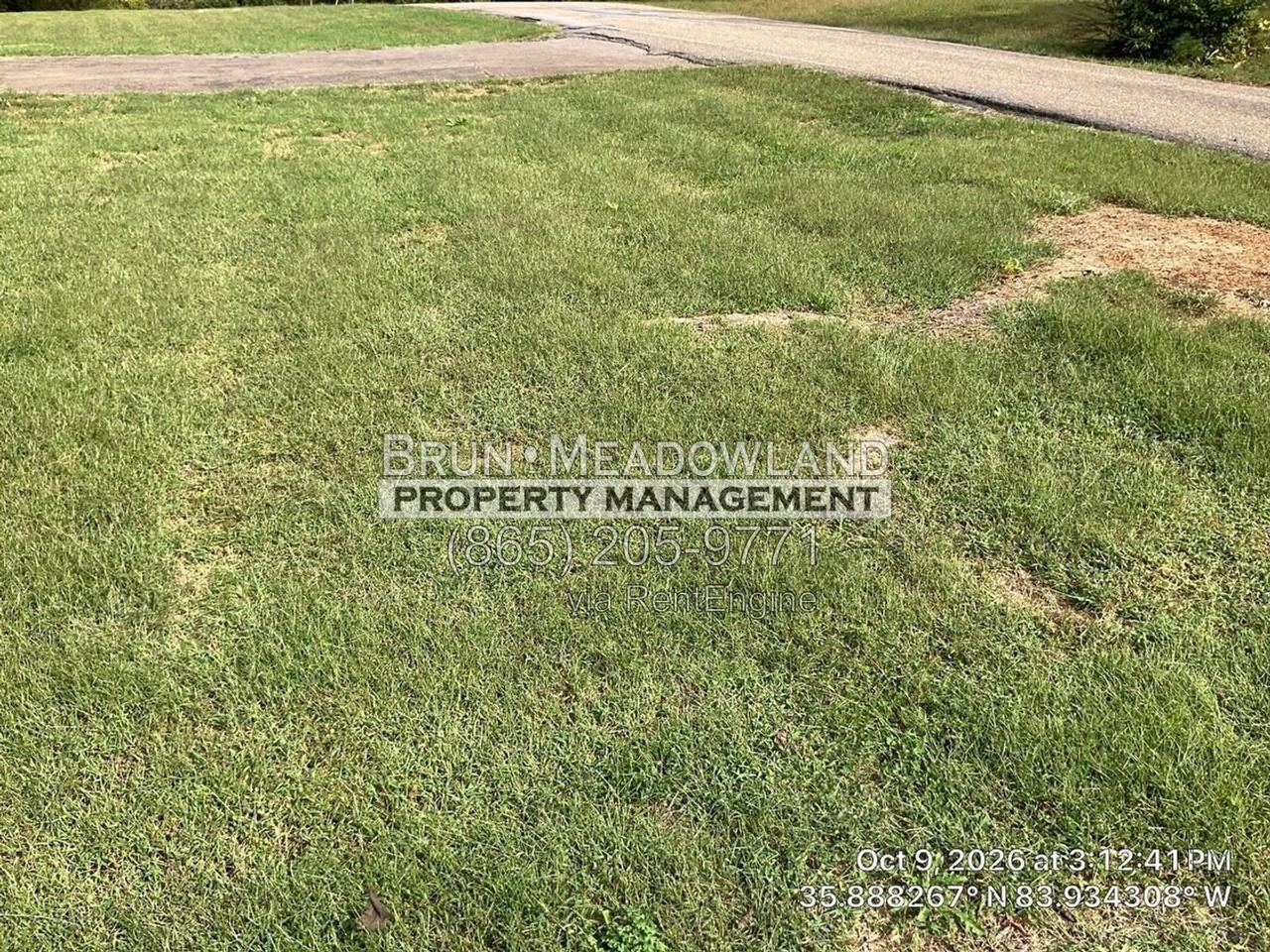 3003 Crenshaw Rd - Photo 4 of 30