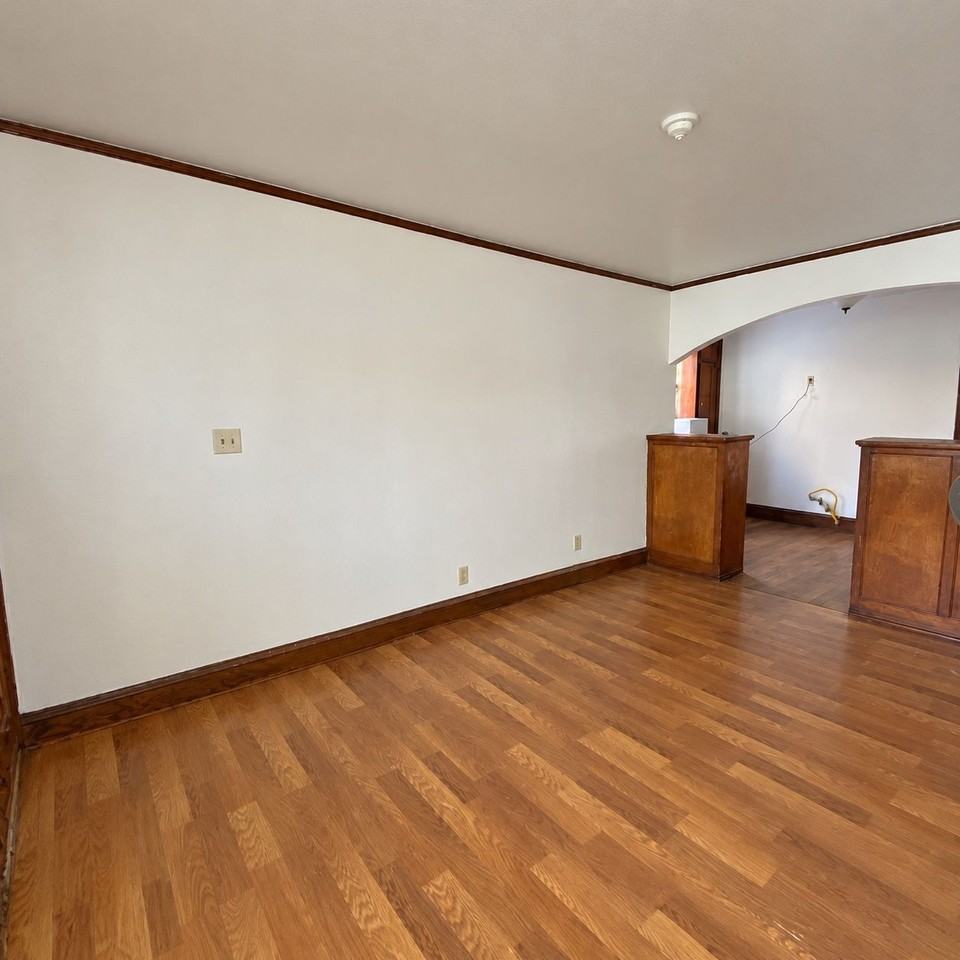 2260 S 7th St - Photo 5 of 23
