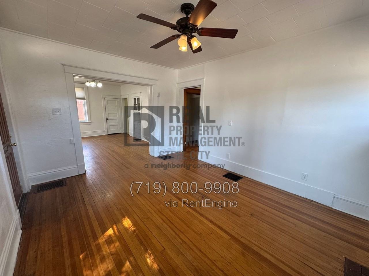 201 Quincy St - Photo 2 of 17