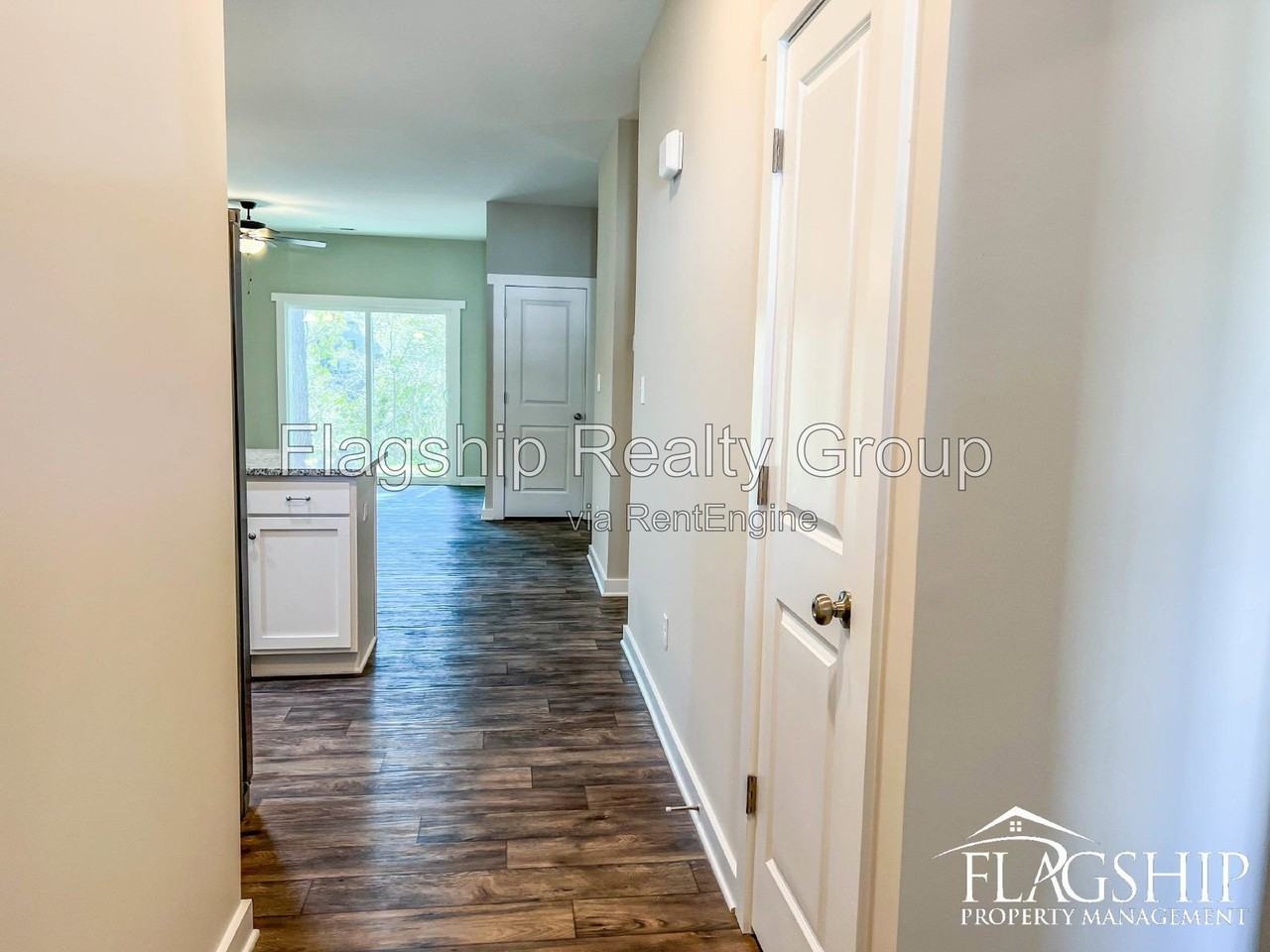 1505 S Taylor St - Photo 2 of 25