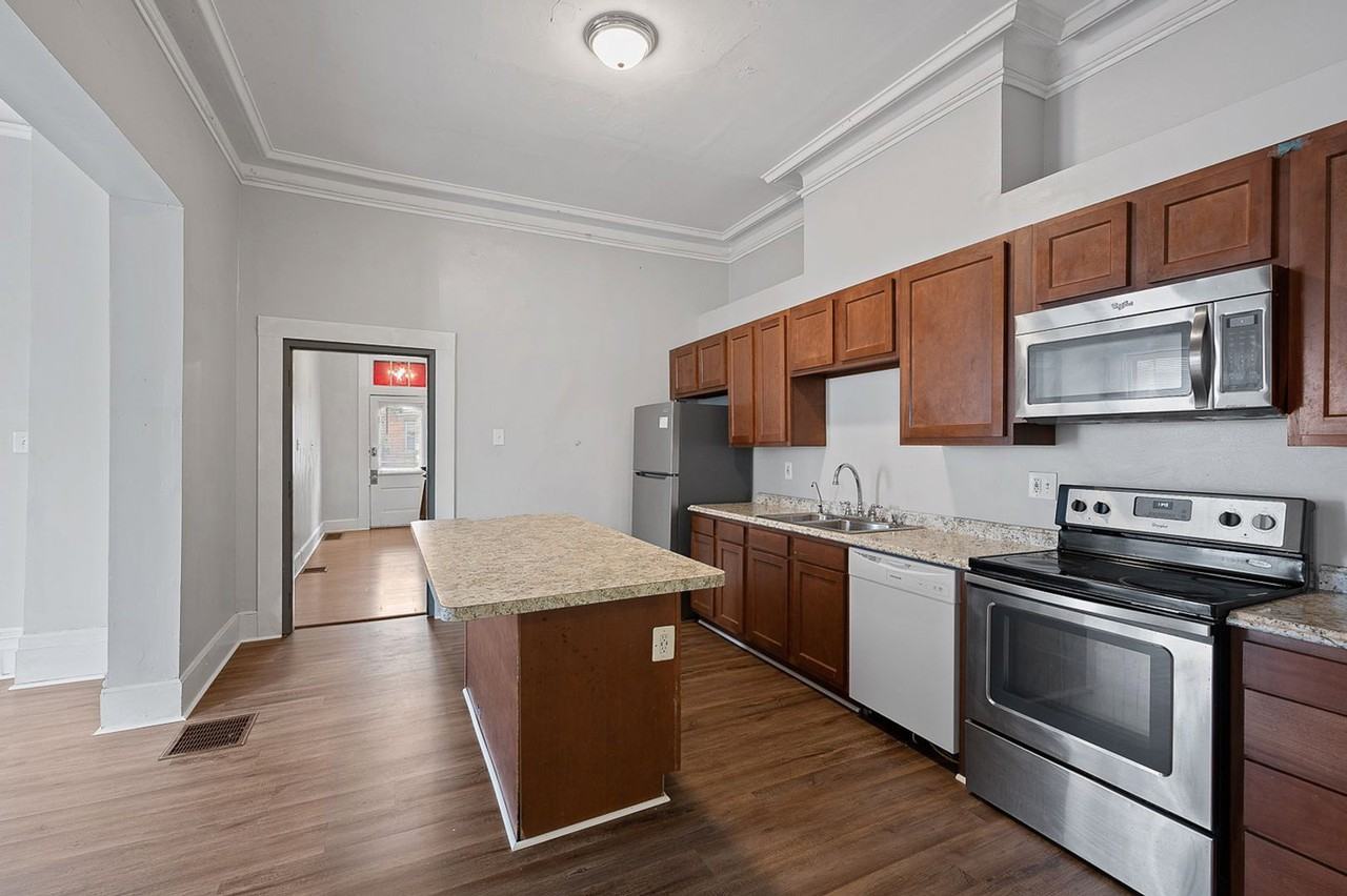 2356 Ohio Ave - Photo 4 of 37