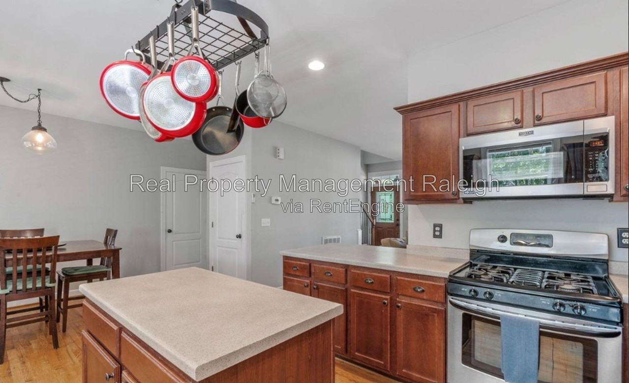 1614 Ballard Rd - Photo 5 of 15