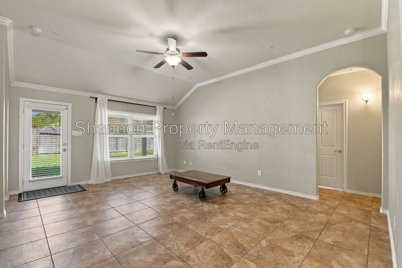 21513 Boix Manor Ln - Photo 7 of 38