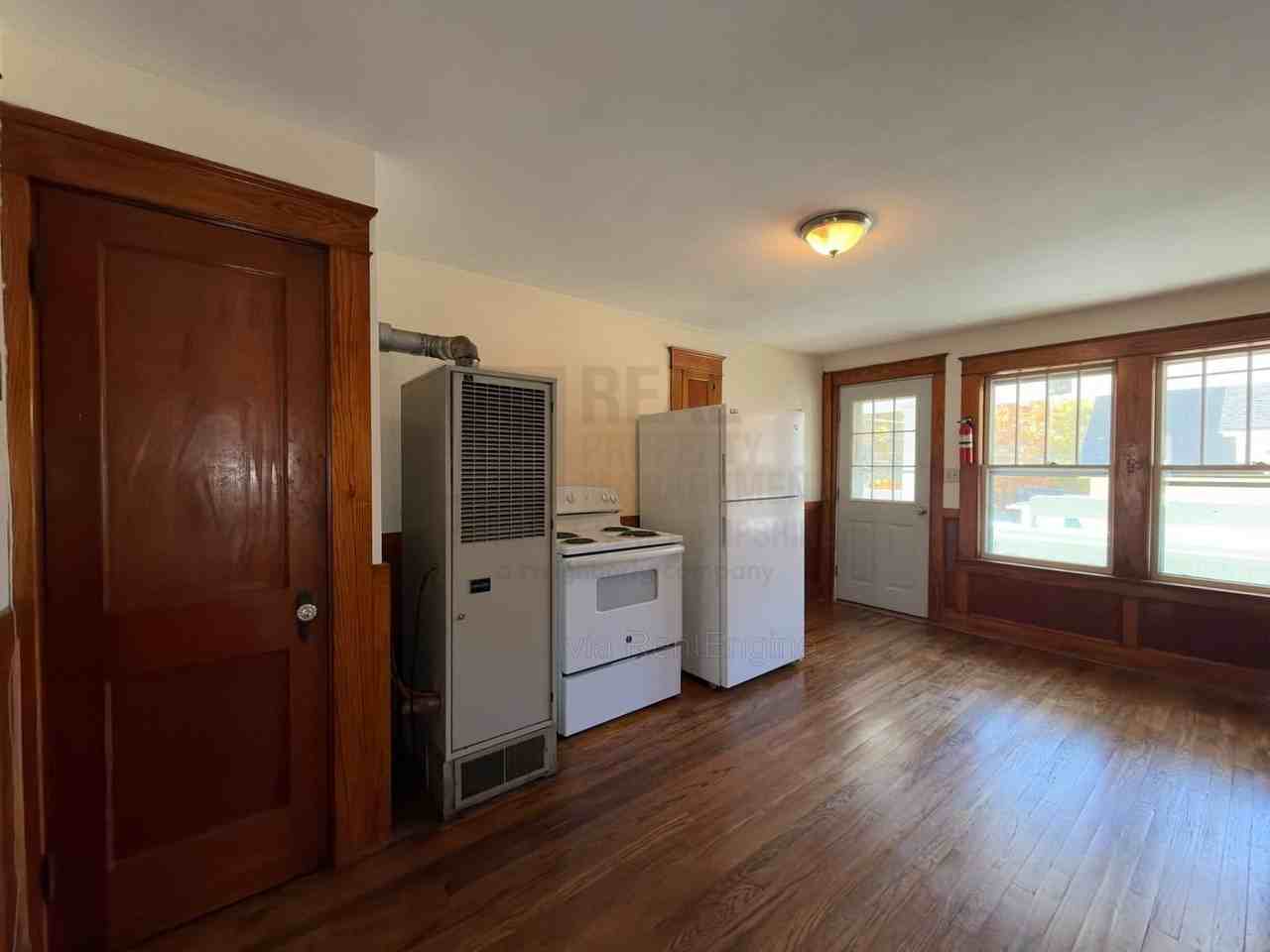439 Portland St #C - Photo 6 of 25