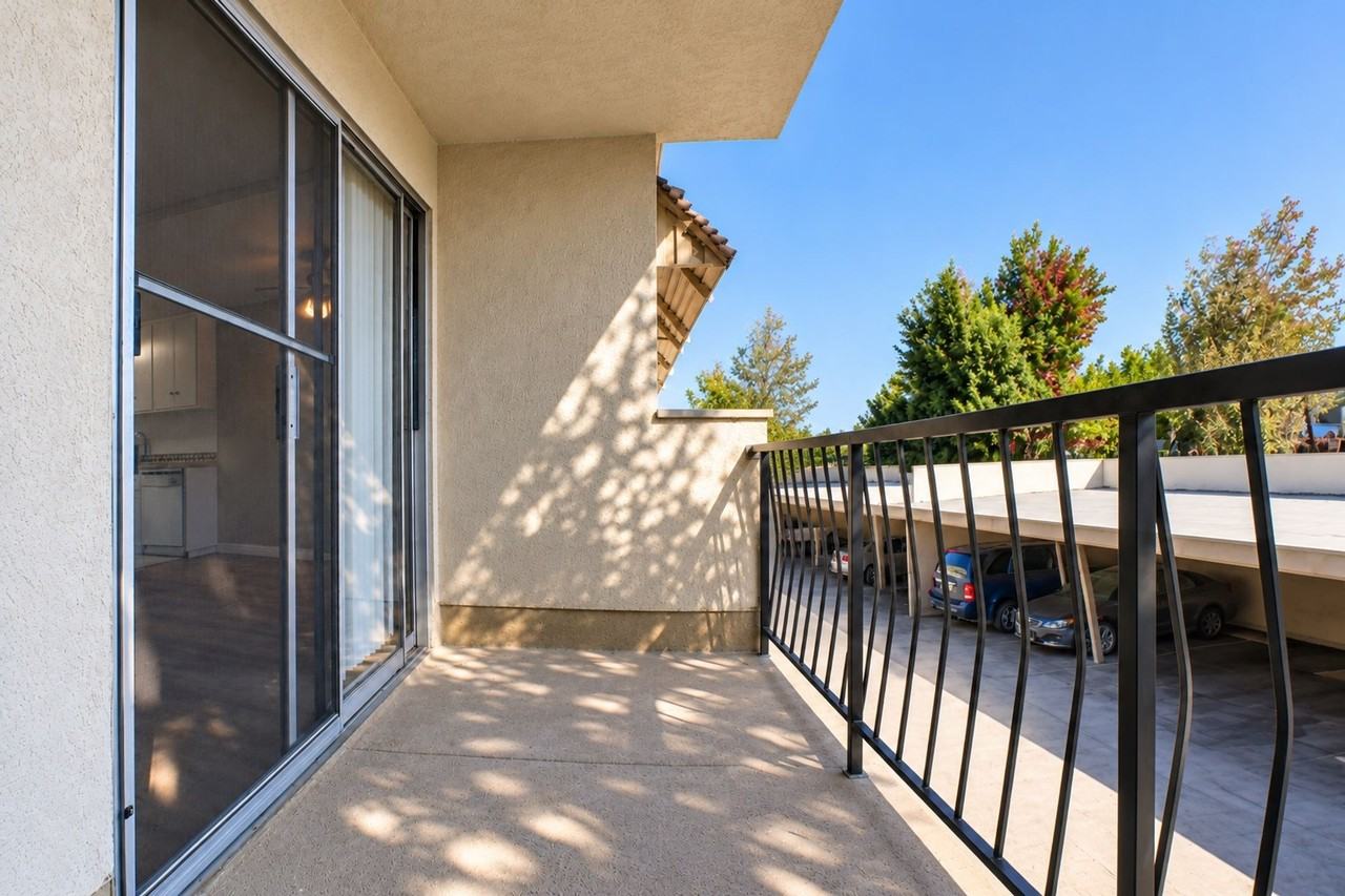 Encino Glen, LLC - Photo 7 of 35