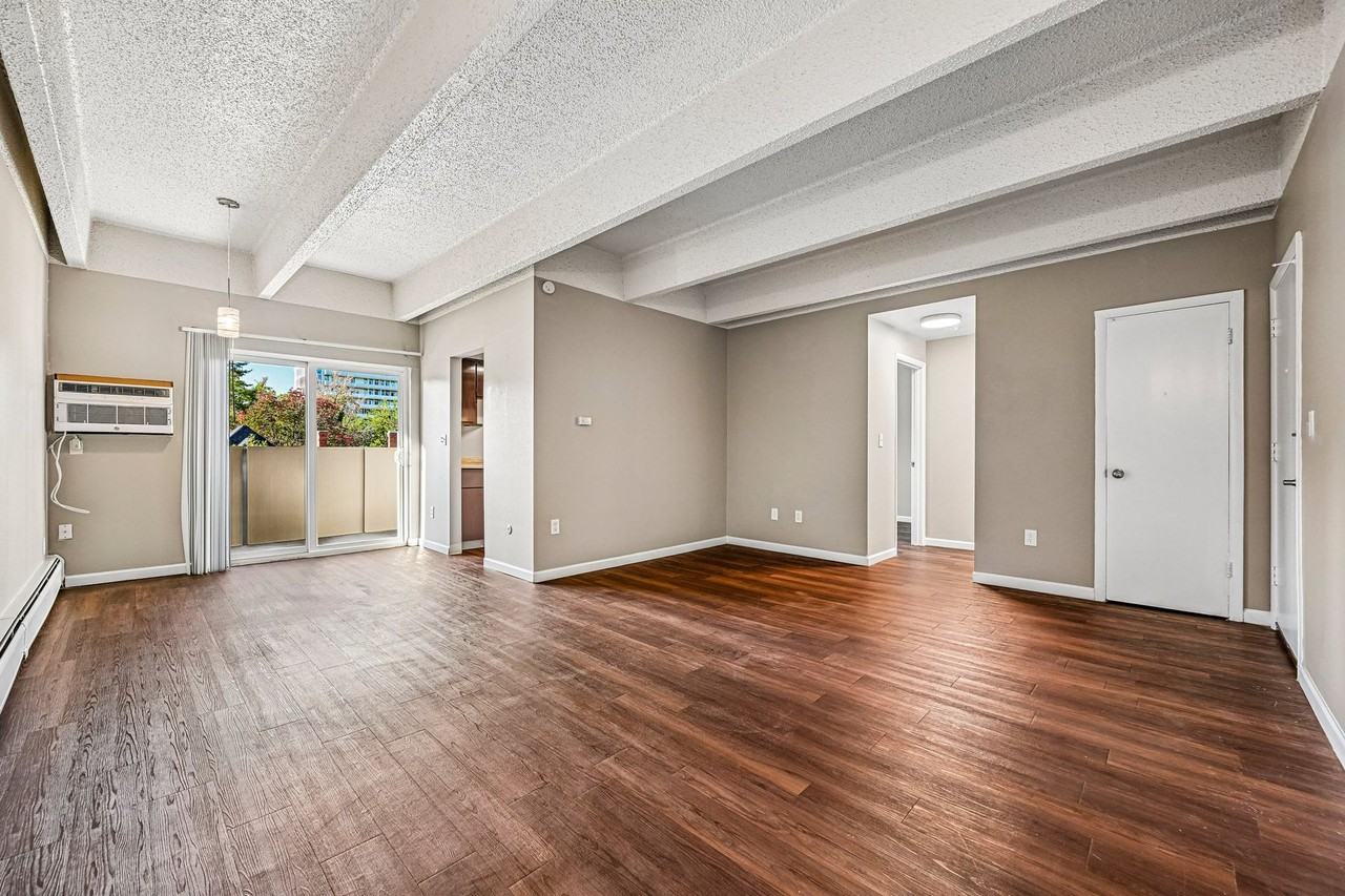 Rondeau Apartments - Photo 5 of 11
