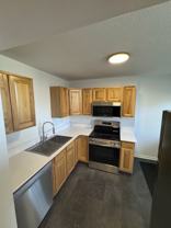 808 Des Moines St #808-1 - Photo 1 of 1