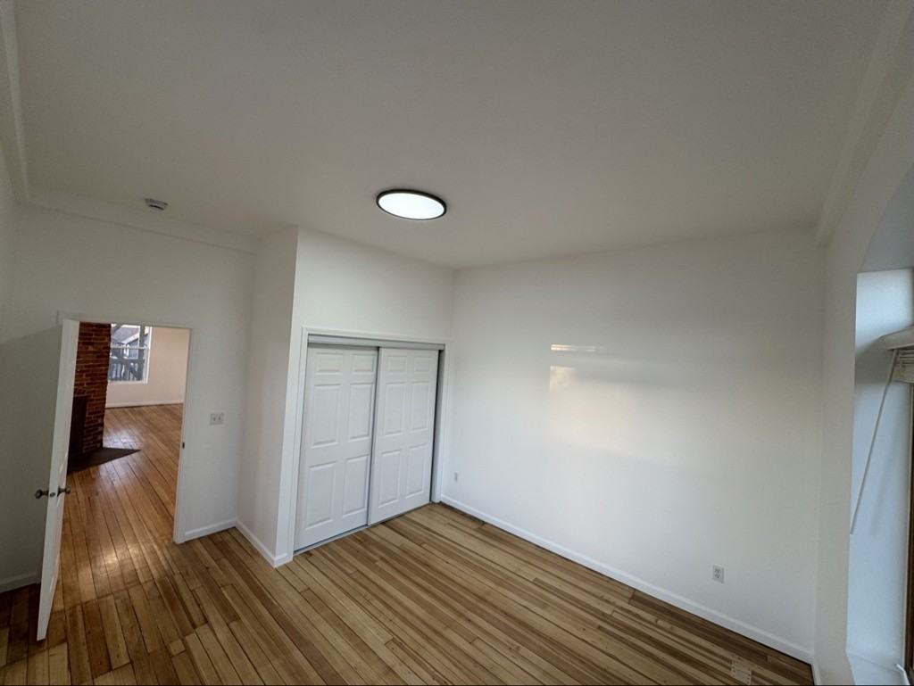 808 Des Moines St #808-1 - Photo 3 of 9