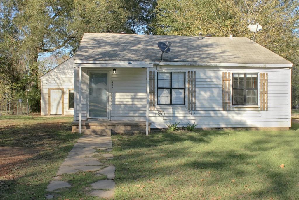 809 Beckley St #H