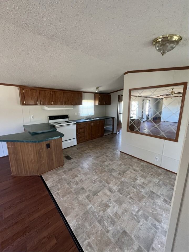 24 C R Ln #LOT5 - Photo 2 of 10