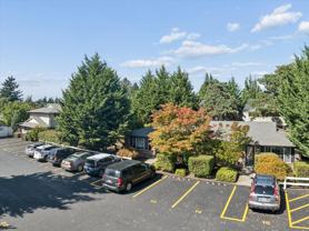 7835 Se Johnson Creek Blvd - Photo 1 of 1