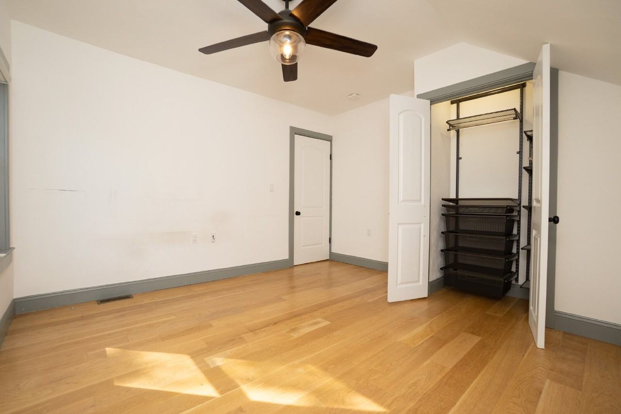 10 8th St - Photo 5 of 12