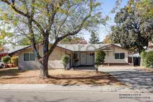featured image of 7621 Rosewood Dr