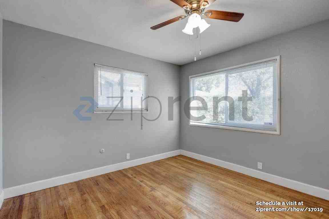 7621 Rosewood Dr - Photo 7 of 19