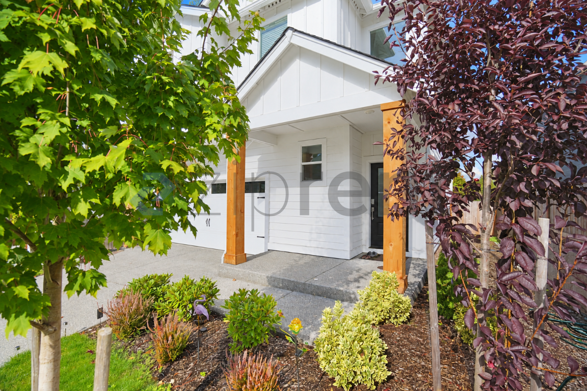 6023 135th St Sw - Photo 2 of 34