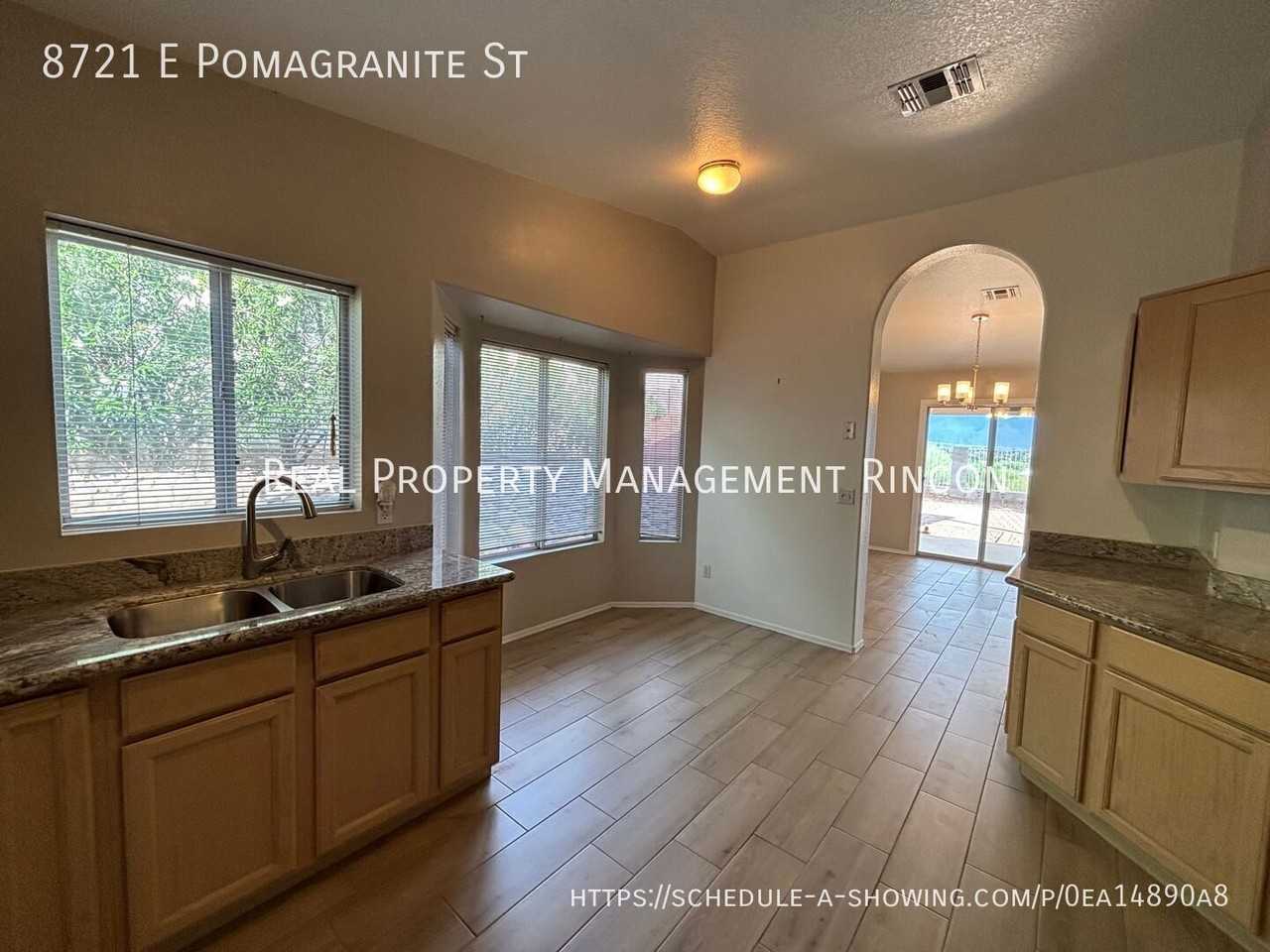 8721 E Pomegranate St - Photo 6 of 25