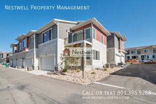 1015 W Sapphire Peak Dr - Photo 1 of 1