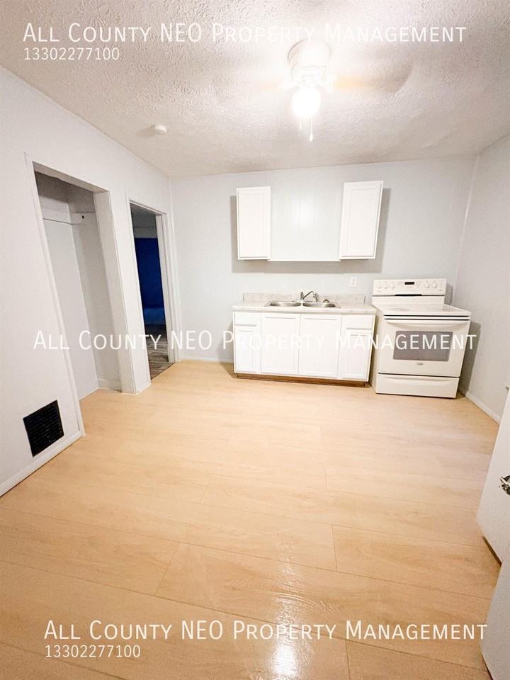 911 Fulton Rd Nw #2 - Photo 3 of 14