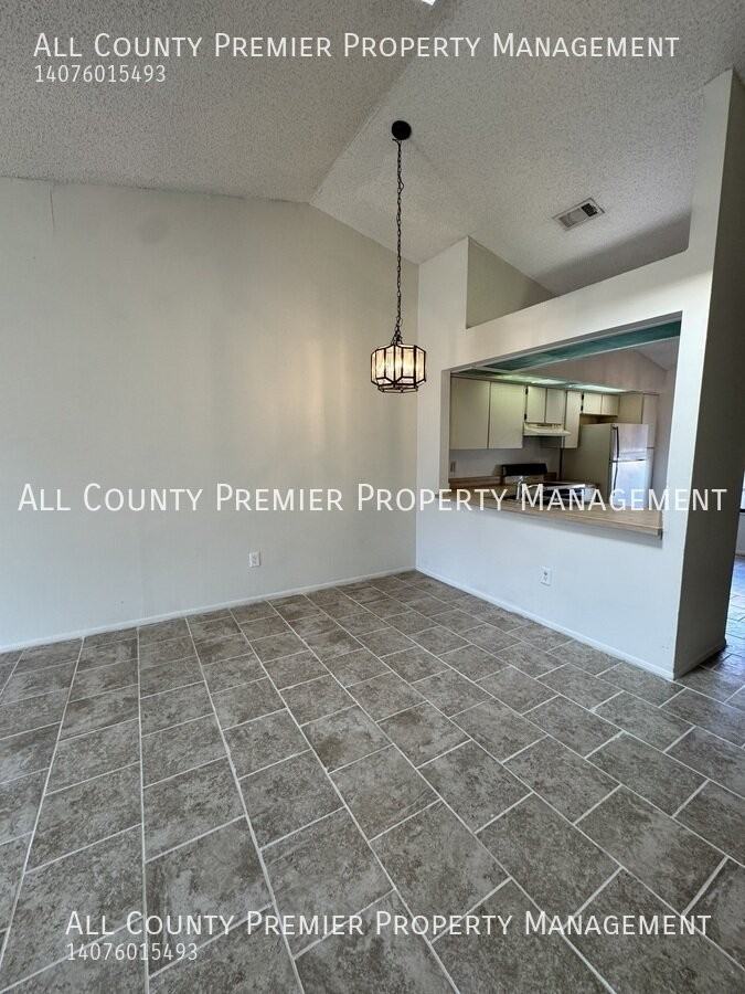 2819 Shining Willow Ter - Photo 4 of 9