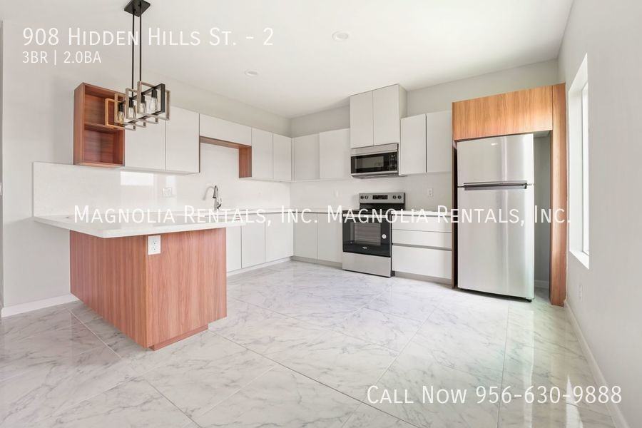 908 Hidden Hills St #2 - Photo 4 of 13