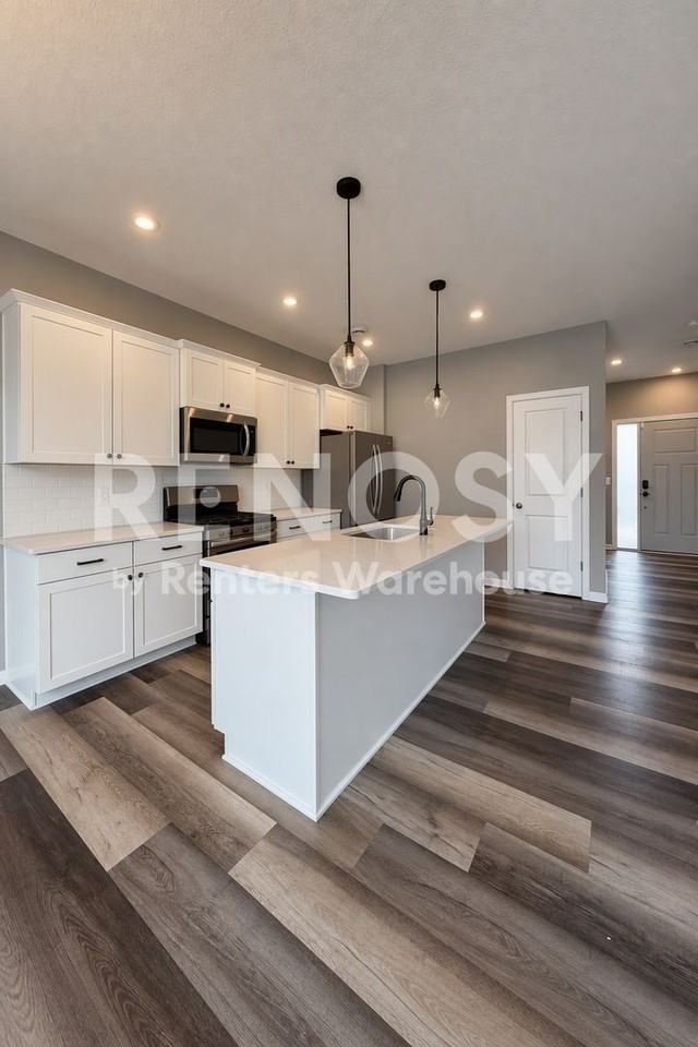 6812 Camden Ave N - Photo 2 of 23