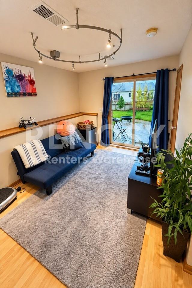 721 Harvest Ct - Photo 6 of 14