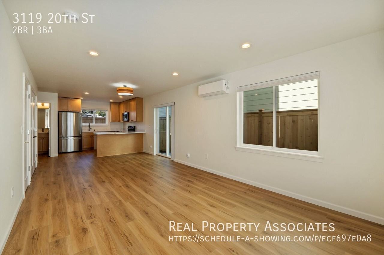 3119 20th St #B - Photo 4 of 25
