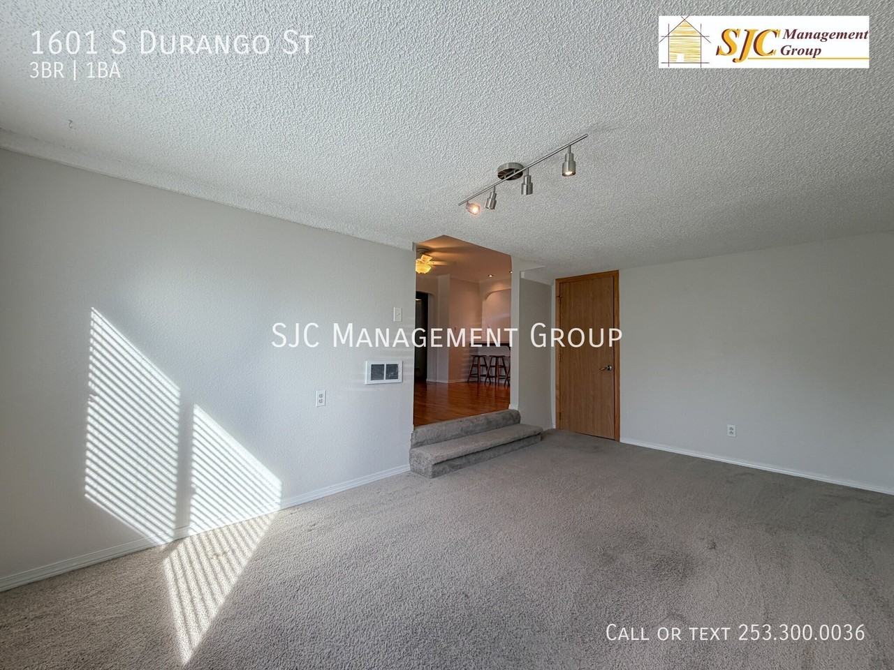 1601 S Durango St - Photo 7 of 27