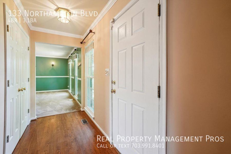 133 Northampton Blvd - Photo 3 of 30