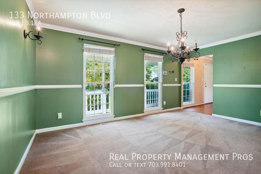 133 Northampton Blvd - Photo 5 of 30