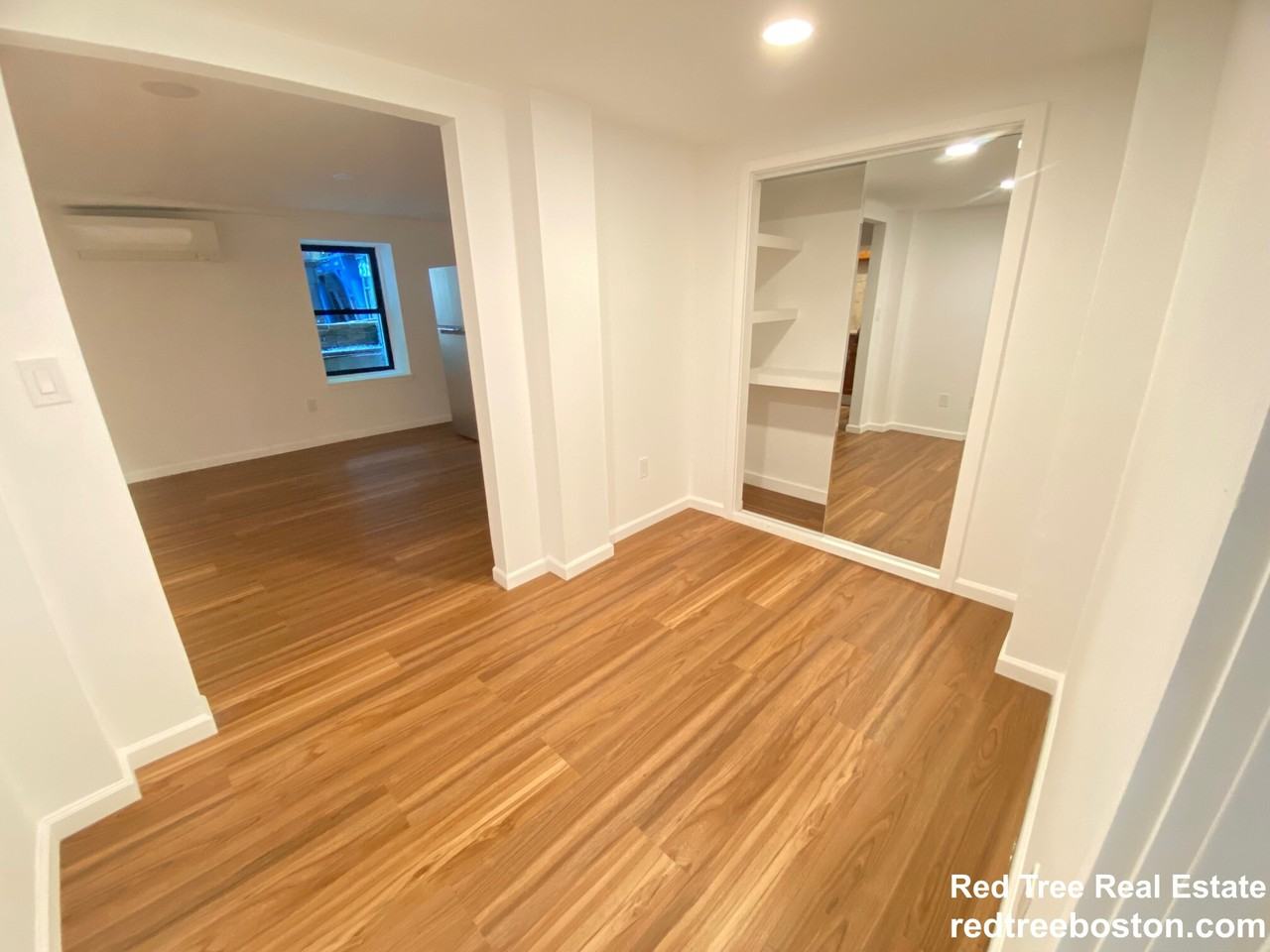 688 Parker St #1 - Photo 4 of 11