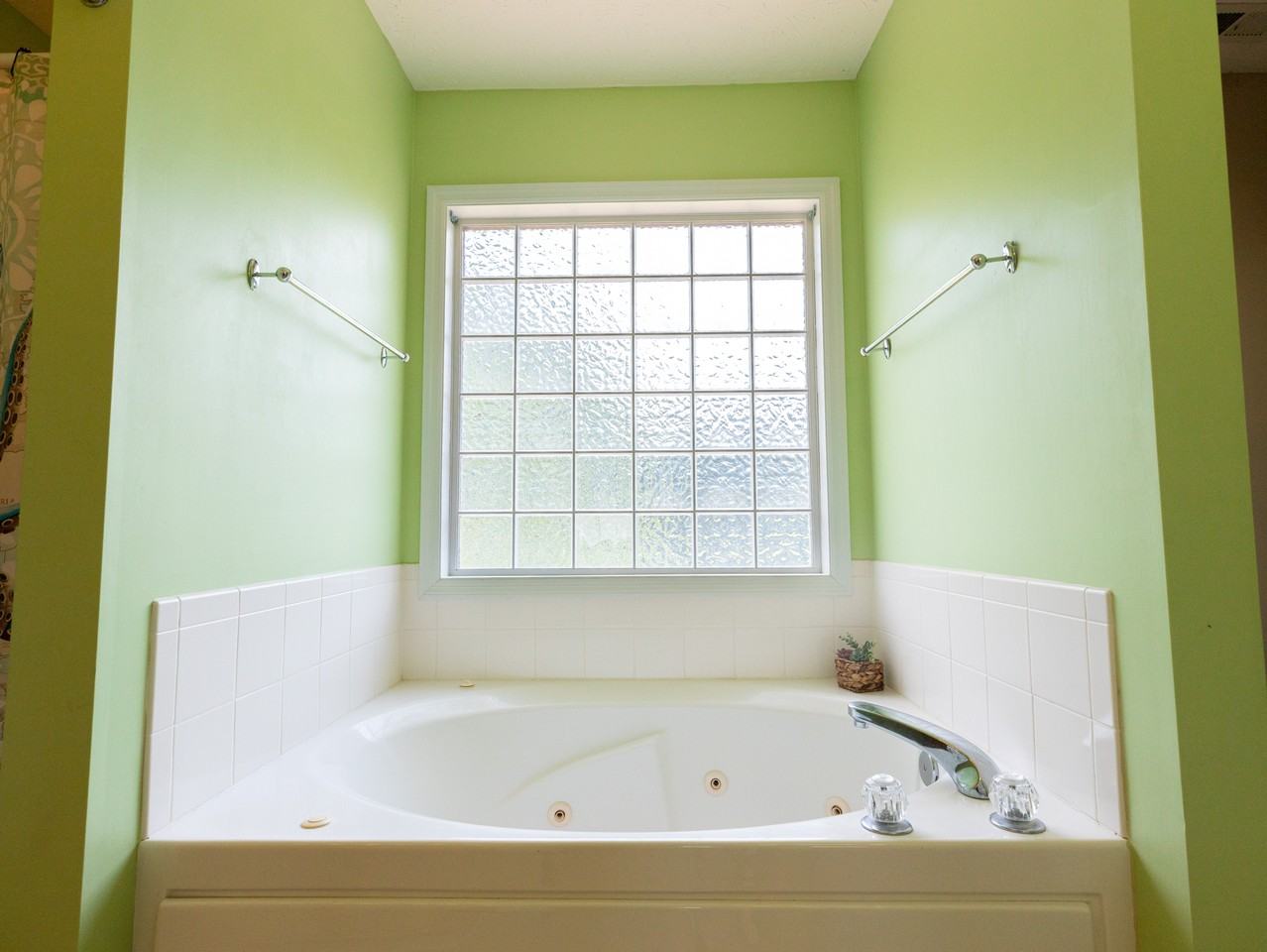 228 Rutherford Way #NA - Photo 6 of 11
