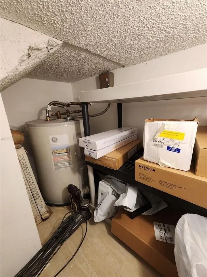 1150 Sw 118th Ter #1150 - Photo 2 of 50