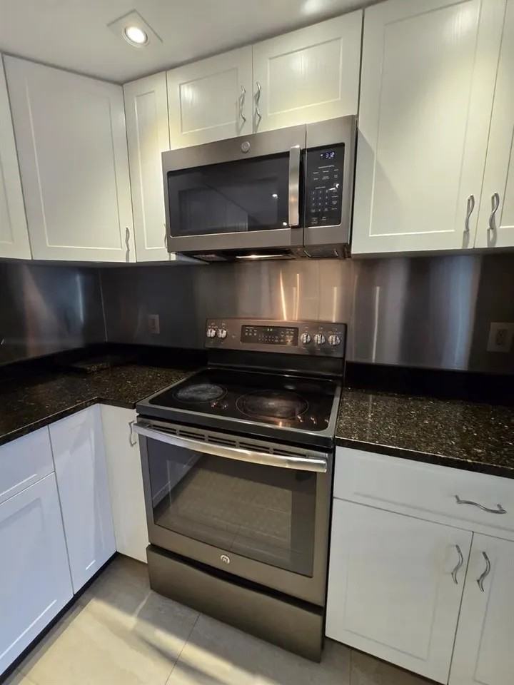 1150 Sw 118th Ter #1150 - Photo 7 of 50