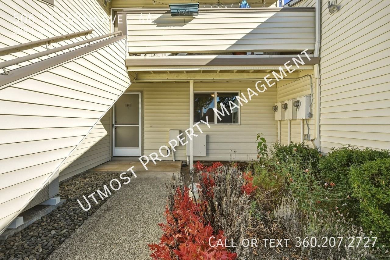 506 Se 157th Ave #44 - Photo 2 of 12